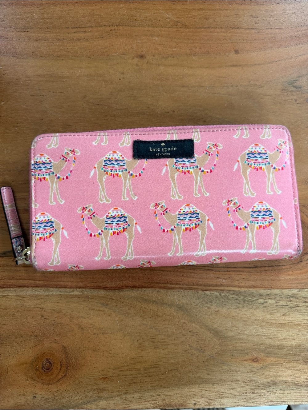 NWT Kate Spade "Daycation Camel Party Neda" Zip Wallet